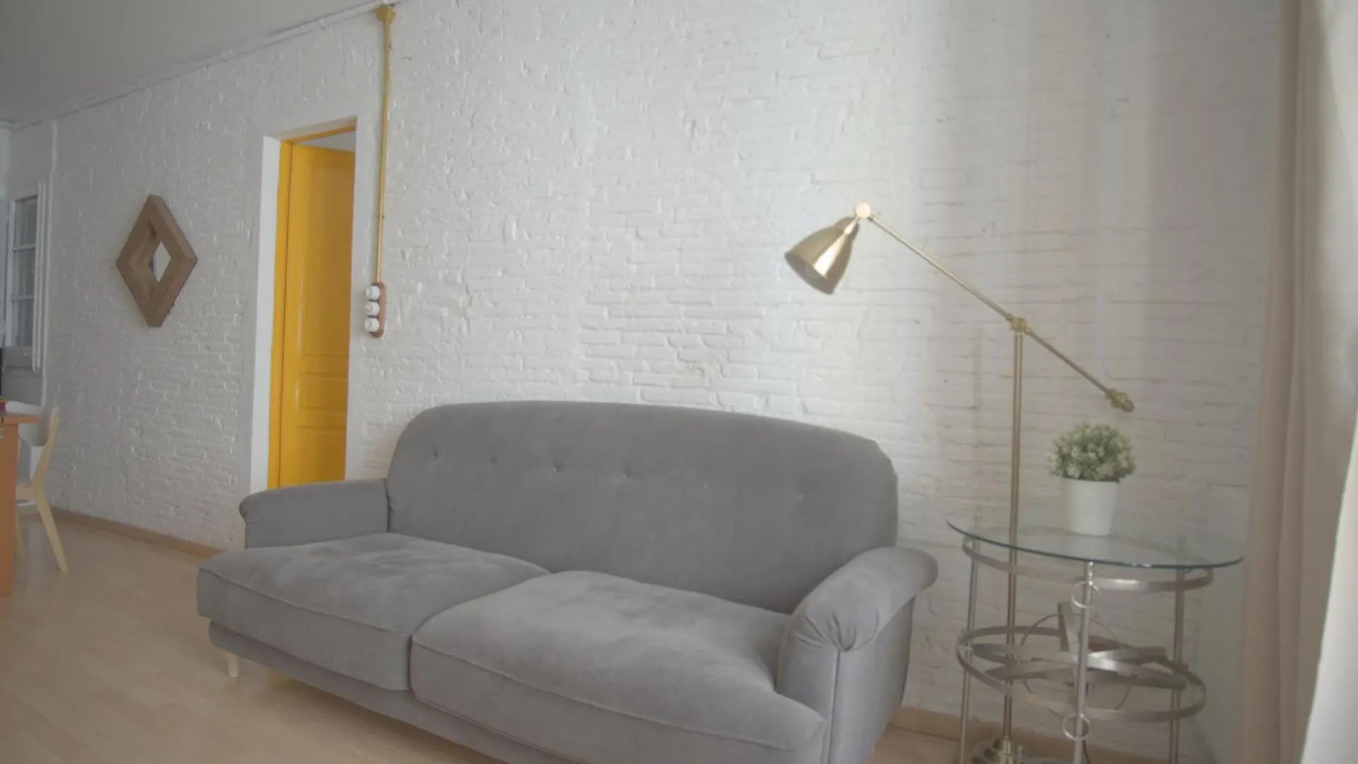 La Lleona Apartment Girona Spain